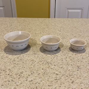 Longaberger pottery Collector’s Club miniature edition 3 mixing bowls with blue